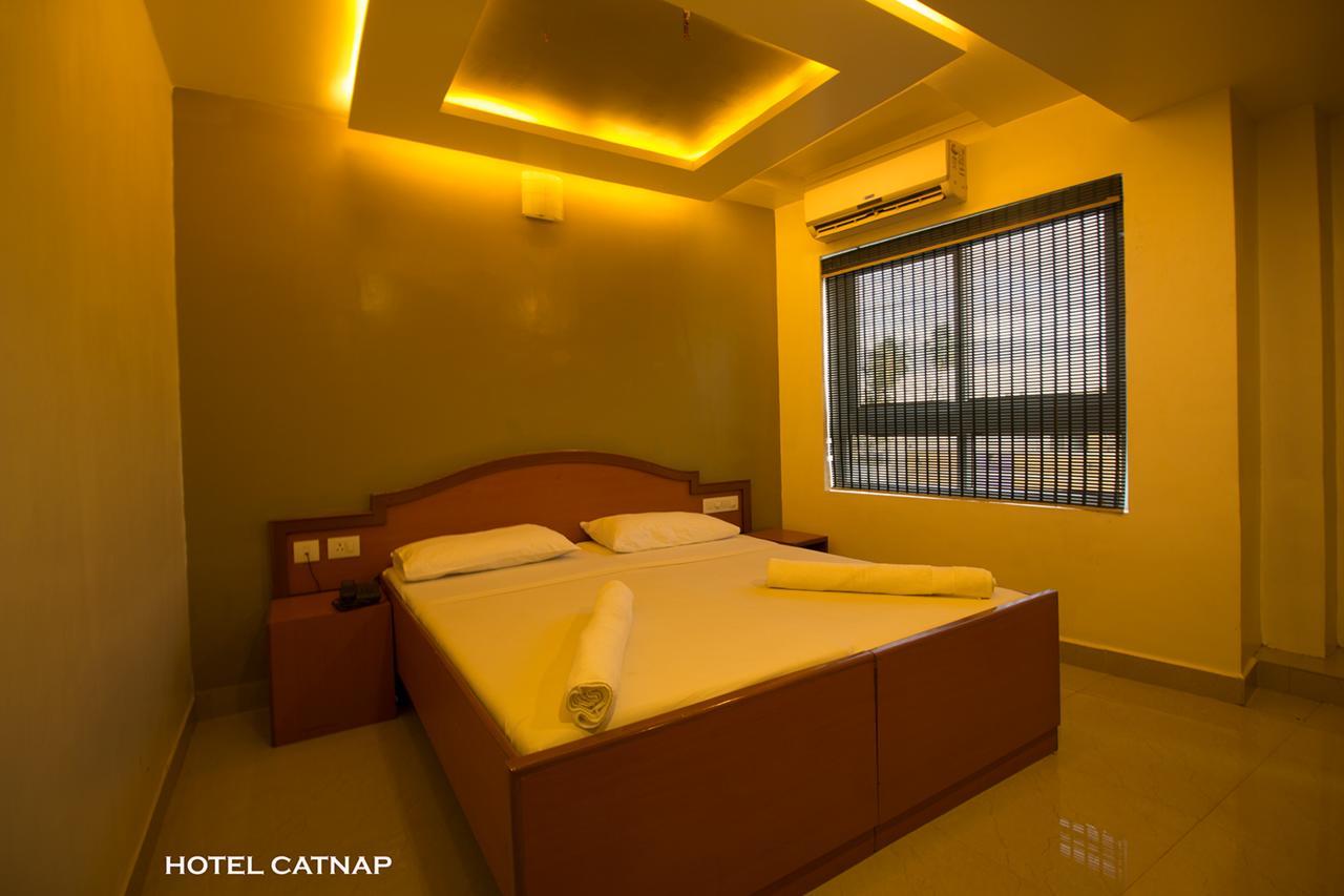 Hotel Catnap Mettuppālaiyam Exterior foto
